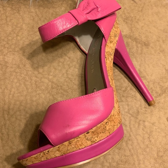 “Paris Hilton” - Picture 2 of 4